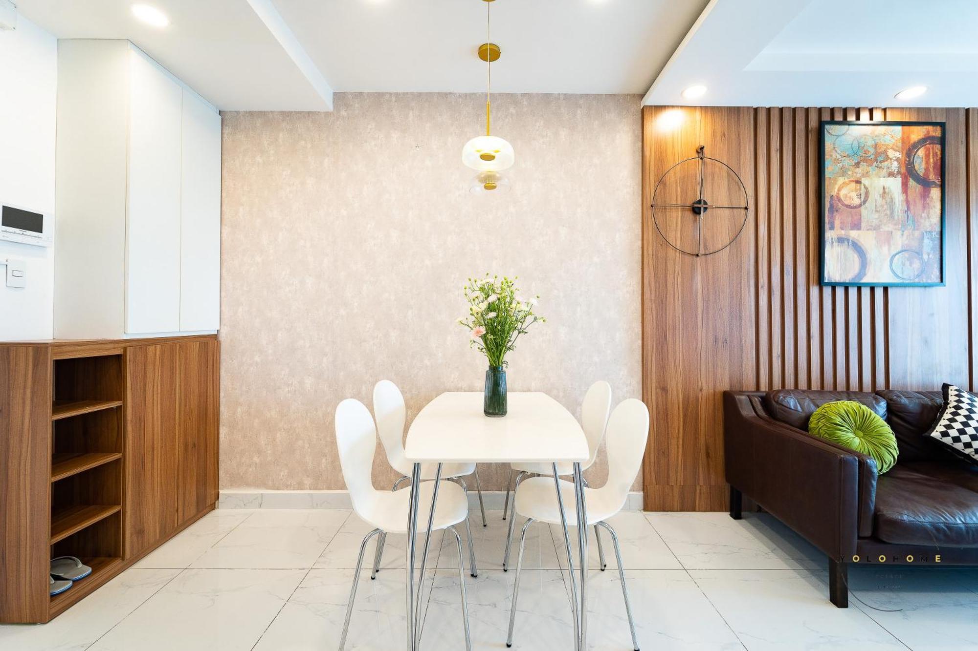 Elegant 2 Bedroom- Good Location- Yolohomesaigon- Terra Căn hộ