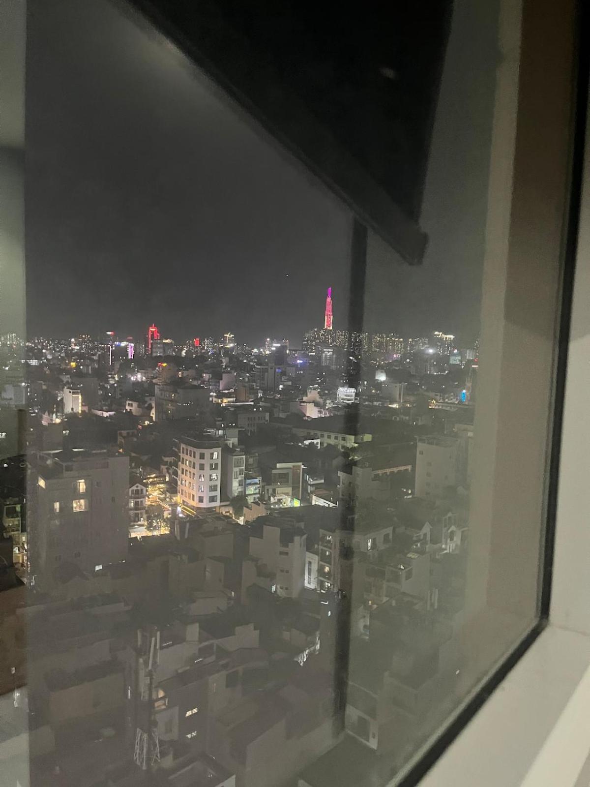 Elegant 2 Bedroom- Good Location- Yolohomesaigon- Terra TP. Hồ Chí Minh